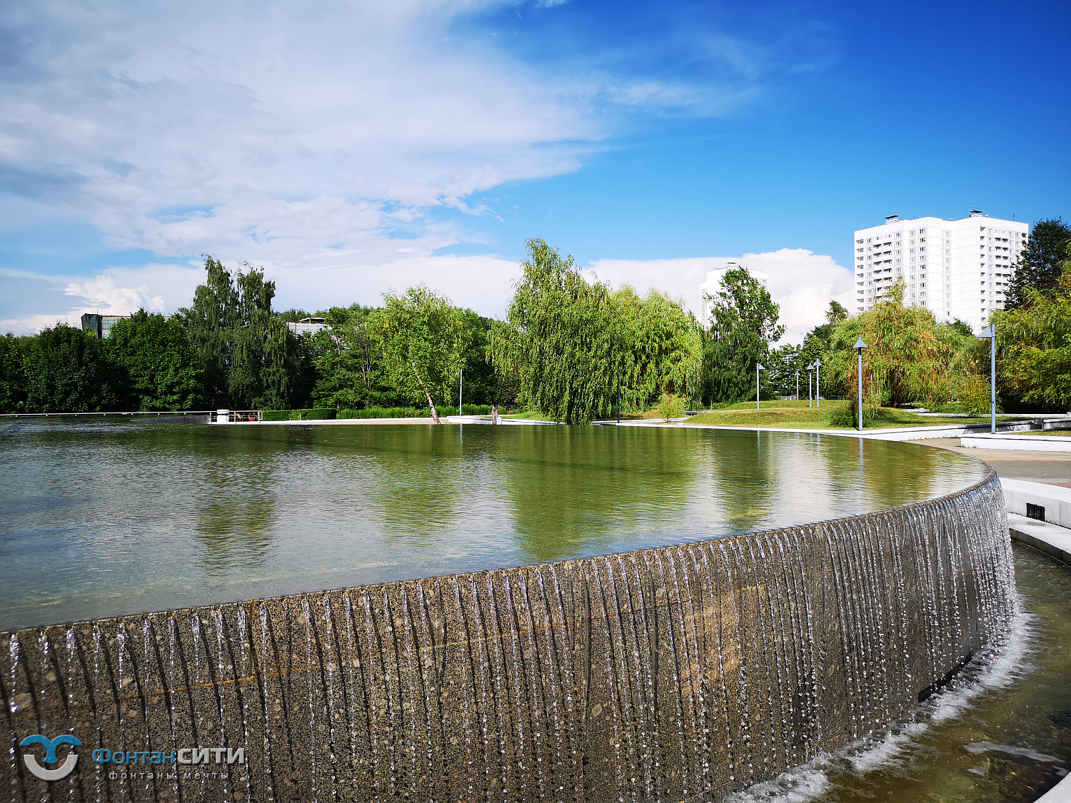Фонтанный комплекс Университет Дружбы Народов г. Москва